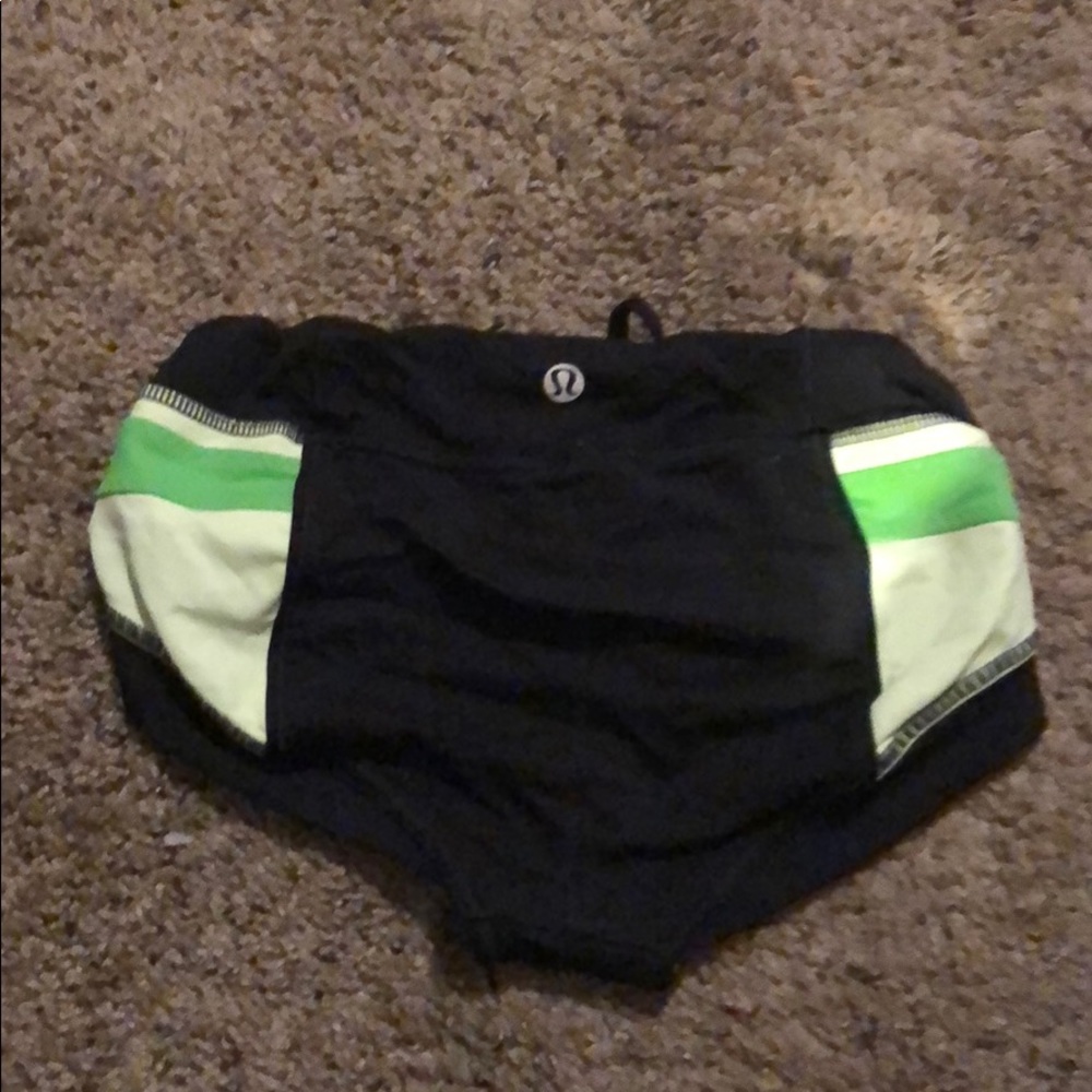 Green and black lululemon hot yoga briefs